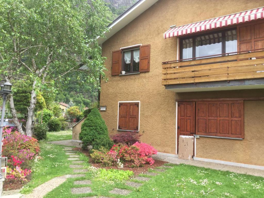 Da Boni & Luci Apartamento Novate Mezzola Exterior foto